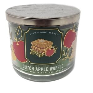 Bath & Body Works Dutch Apple Waffle 3-Wick Candle 14.5 oz – Fall Scent